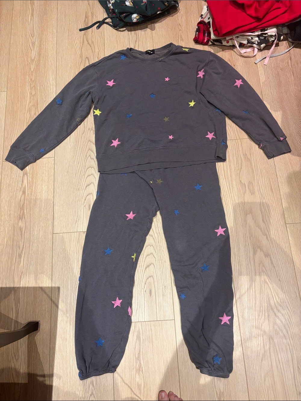 Monrow Charcoal Star Pajama Set with Pink, Blue & Yellow Stars